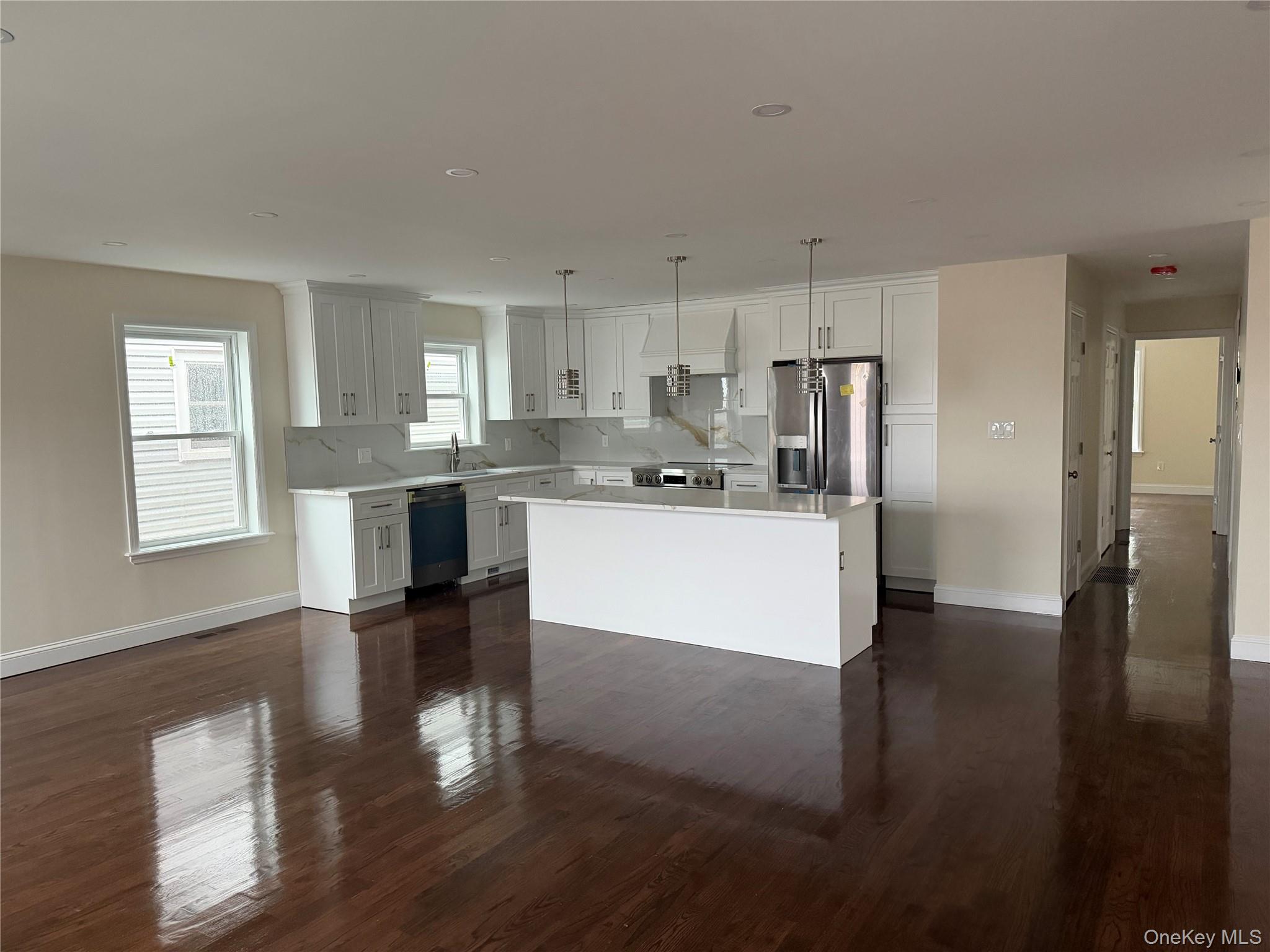 460 Dunham Avenue – For Sale photo 2