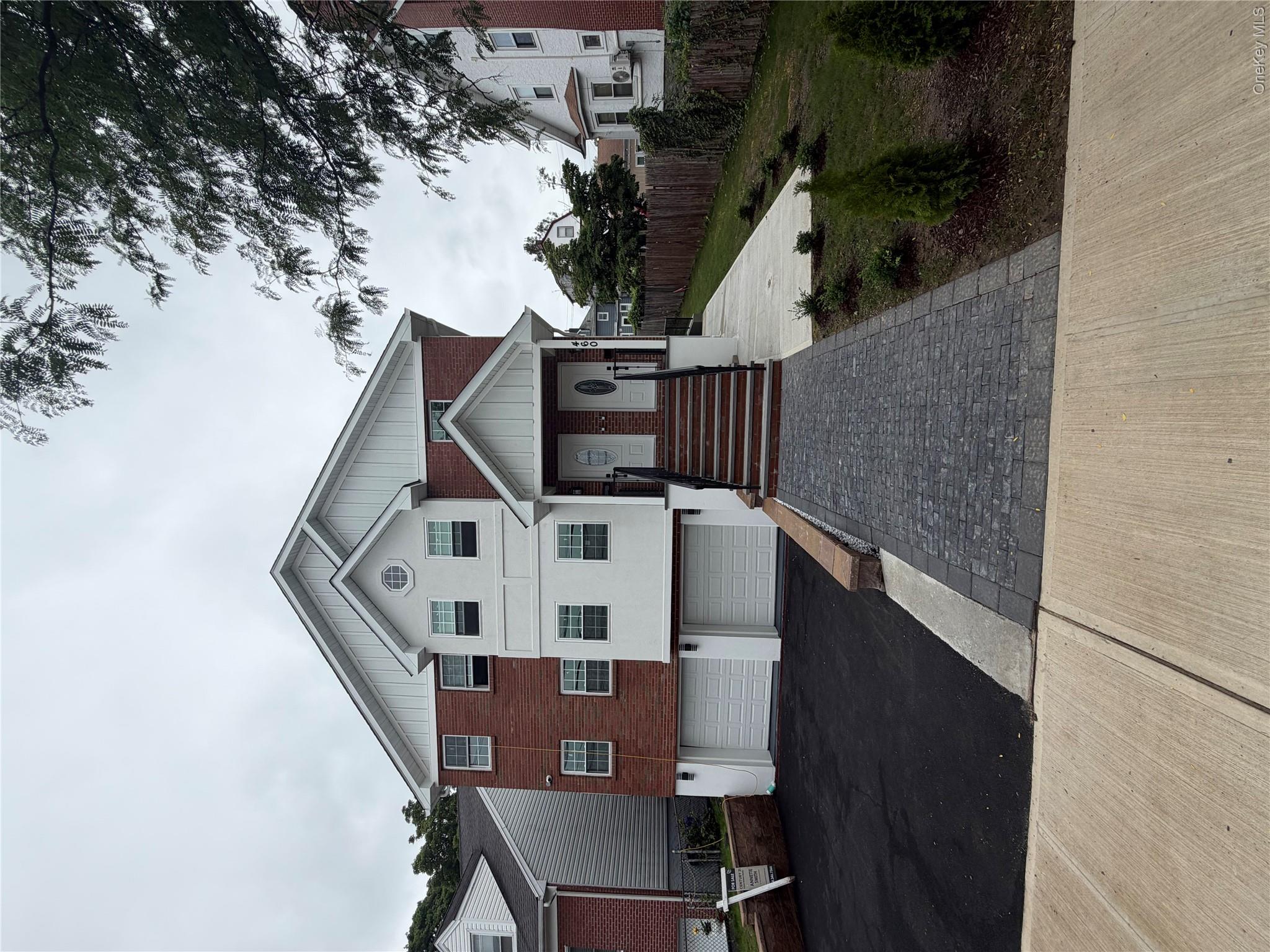 460 Dunham Avenue – For Sale