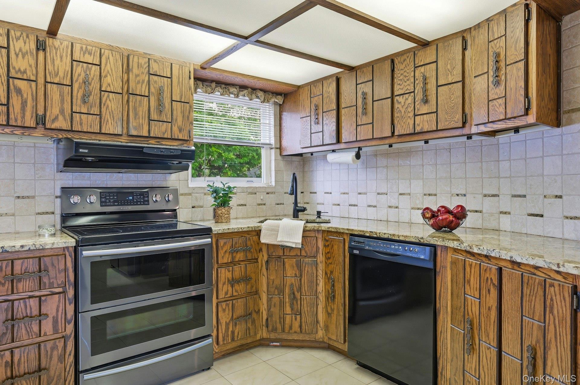 26 King Street – For Sale photo 28