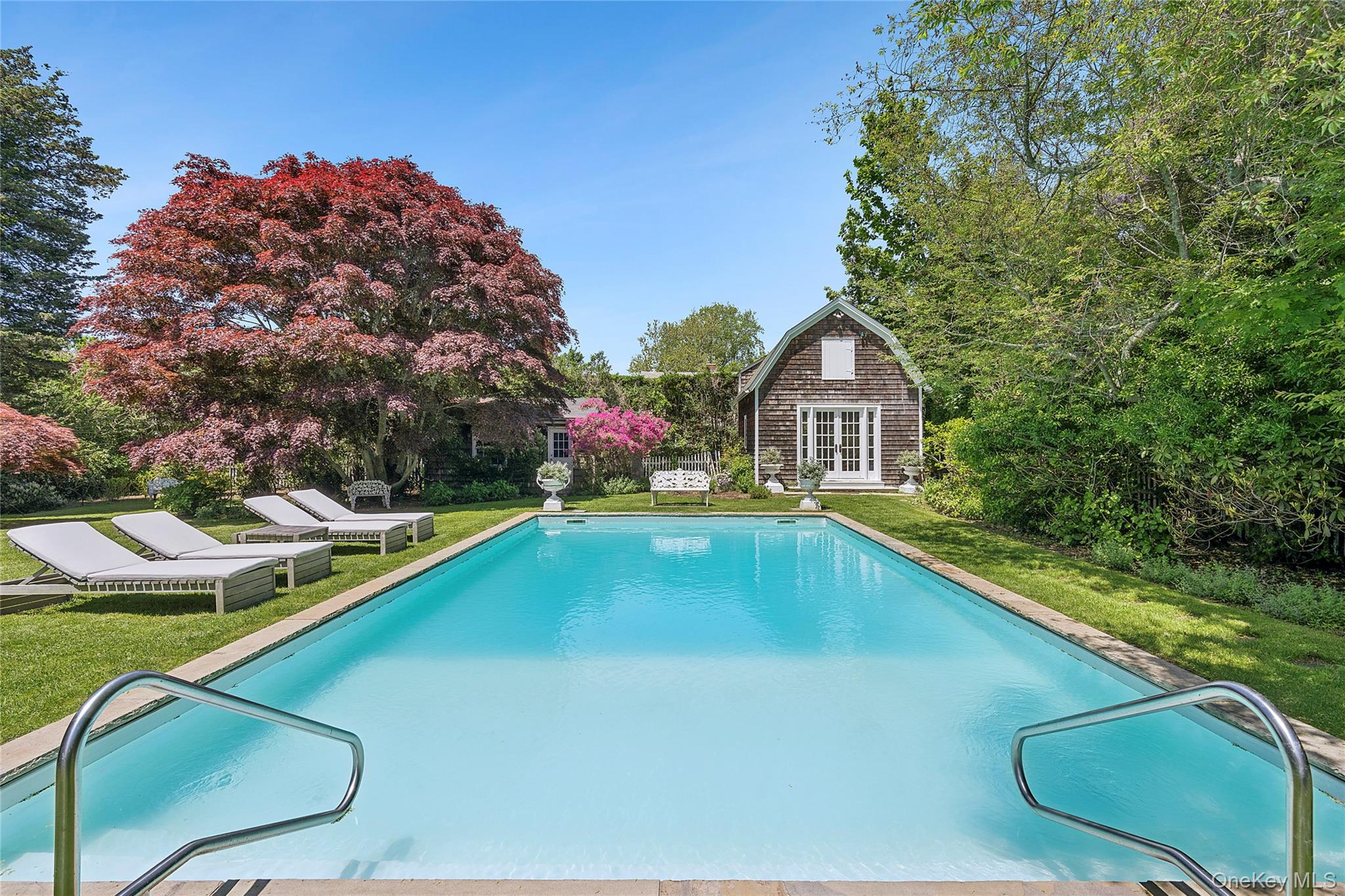 55 Post Crossing – For Sale photo 4