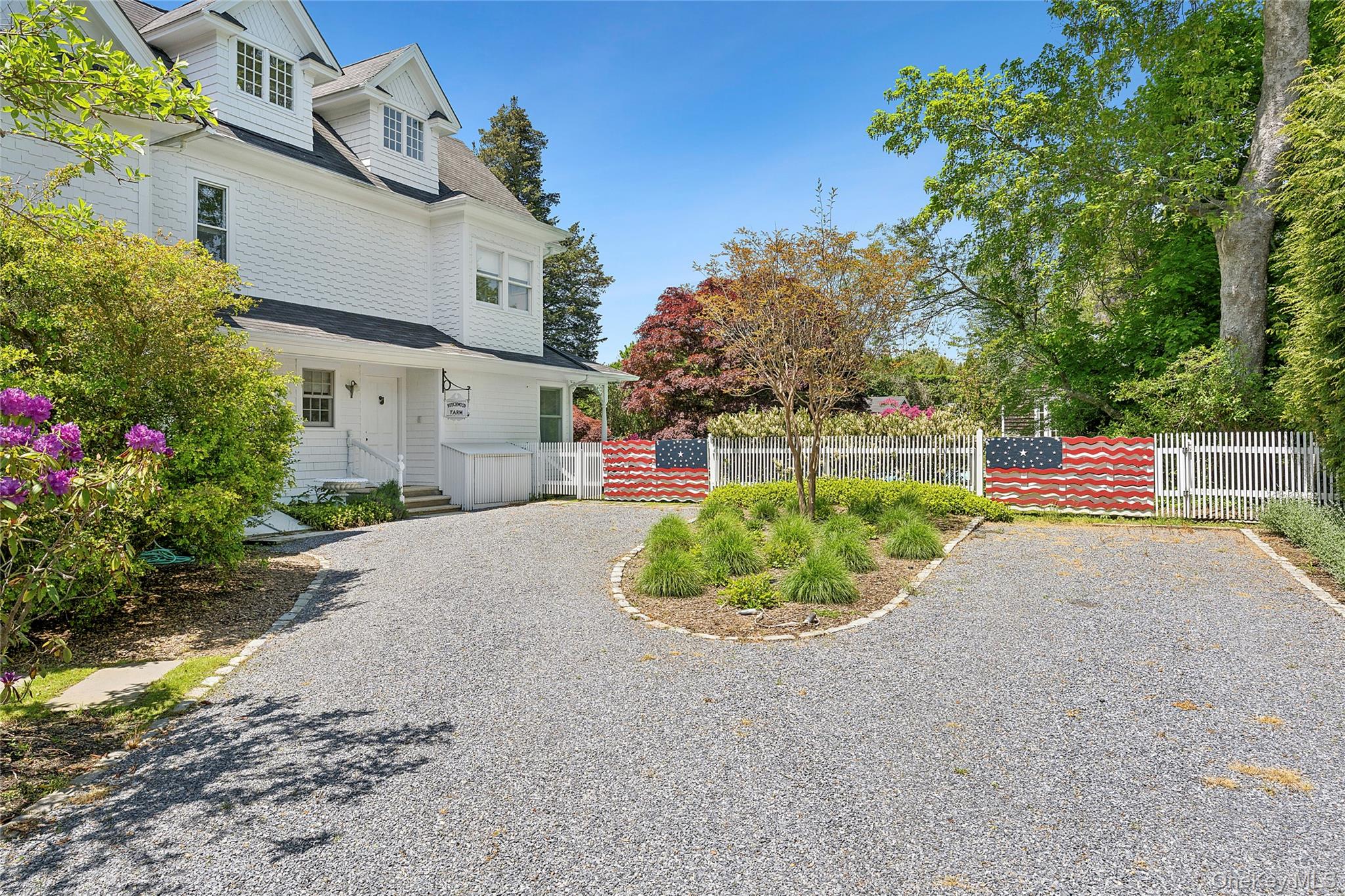 55 Post Crossing – For Sale photo 29