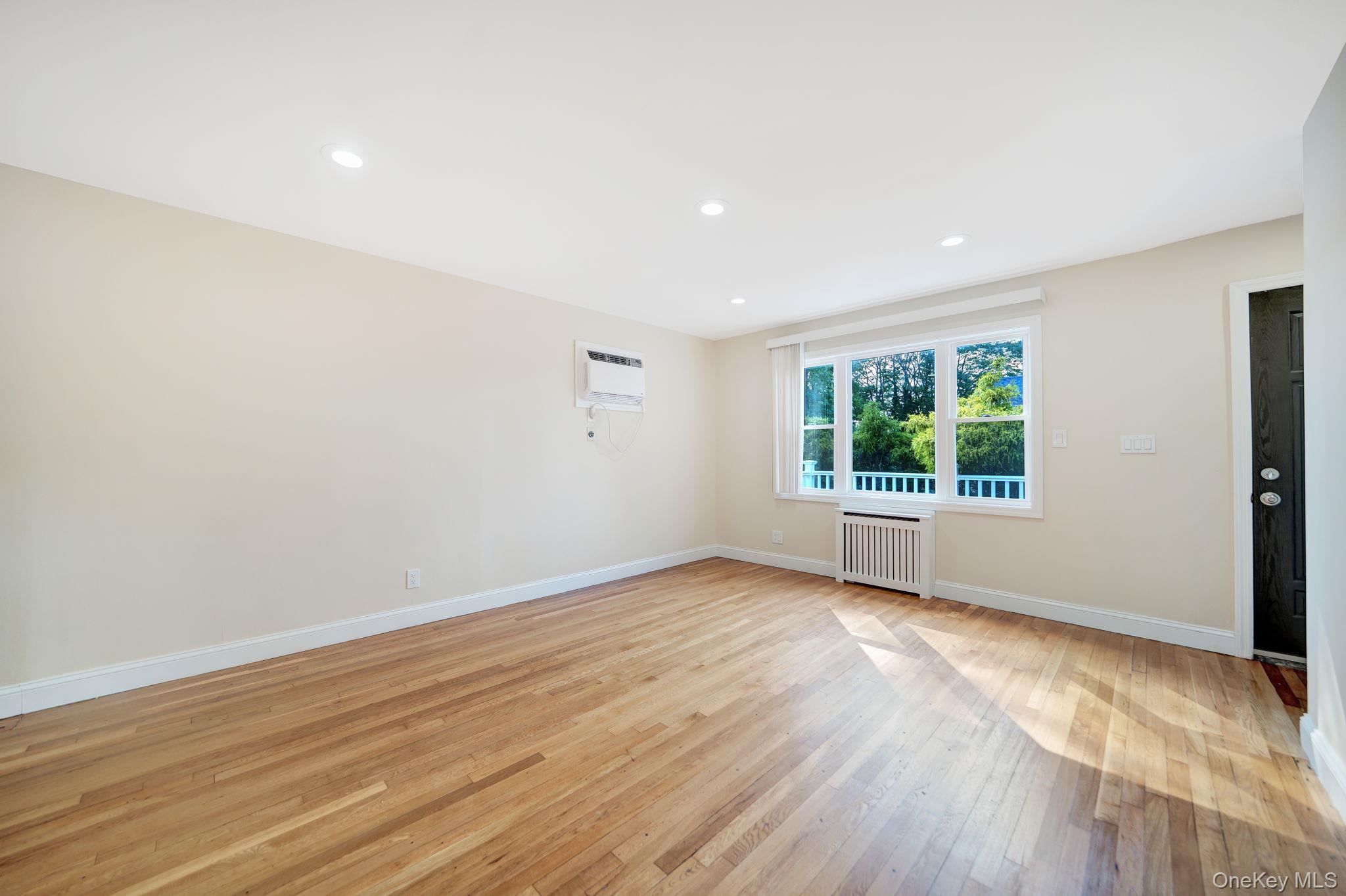 102 Strattford Road – For Sale photo 5