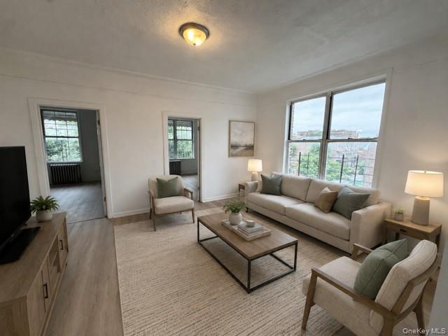 1963 Pilgrim Avenue – For Rent