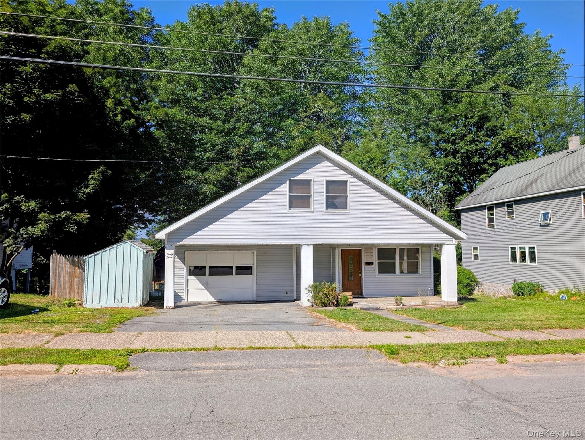 93 Carrier Street – For Sale photo 4