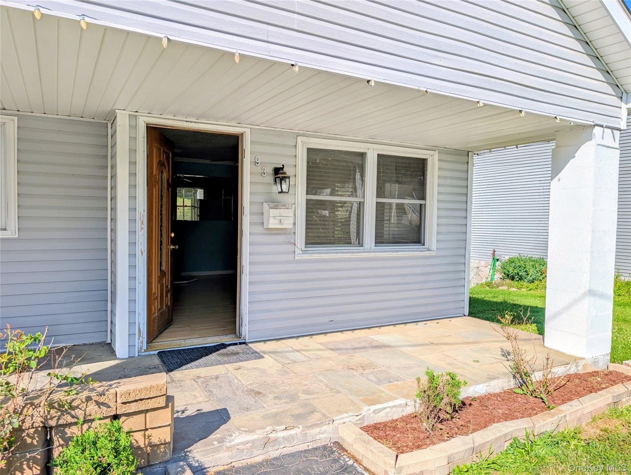 93 Carrier Street – For Sale photo 6