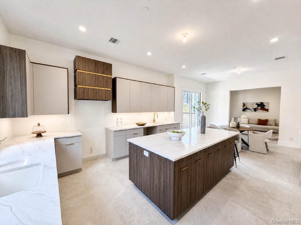 32 Virginia Avenue, Unit 101 photo 24