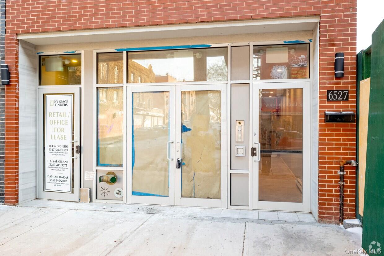 65-27 Roosevelt Avenue – For Rent