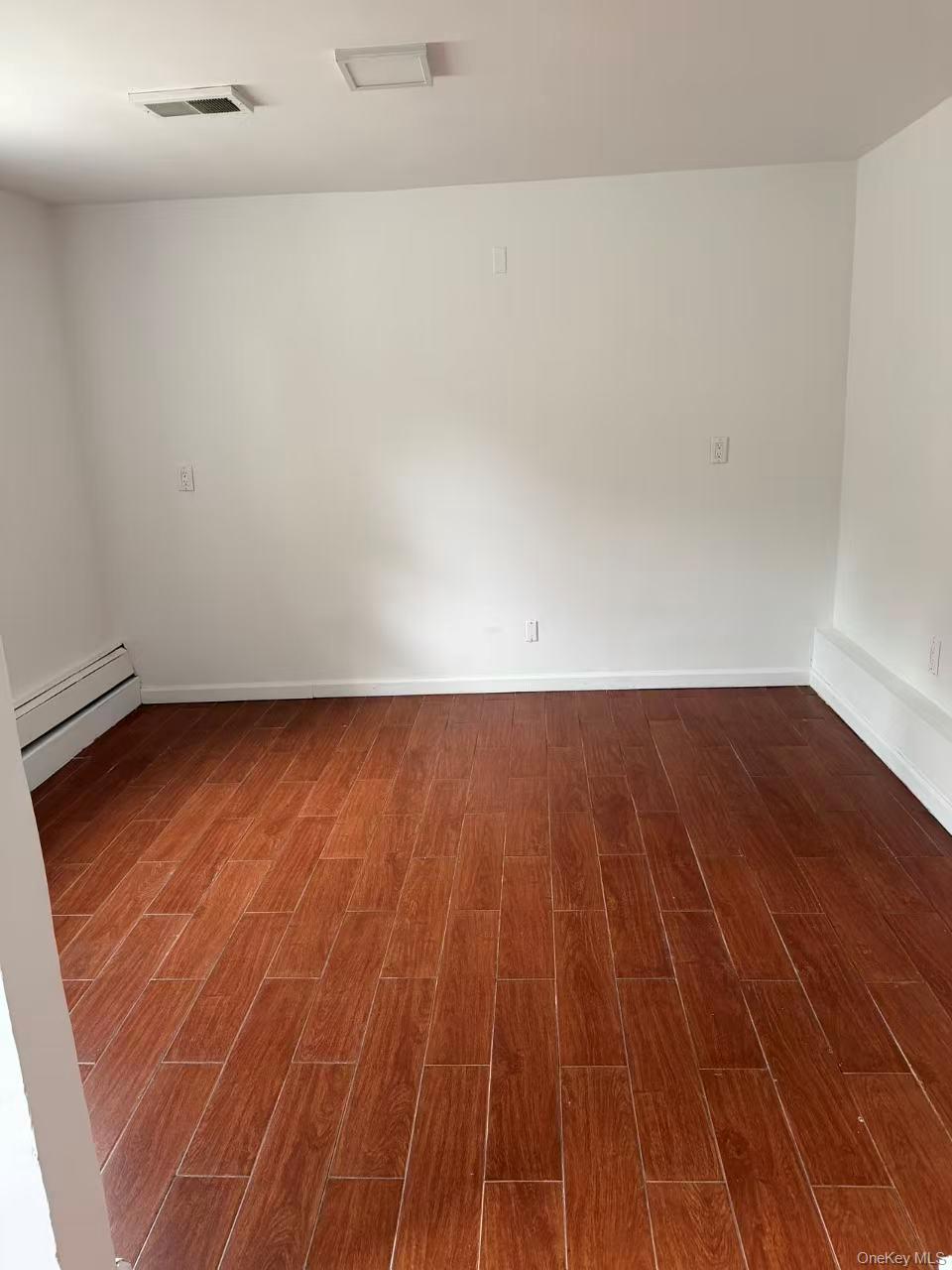 858 Oliver Avenue – For Sale photo 28