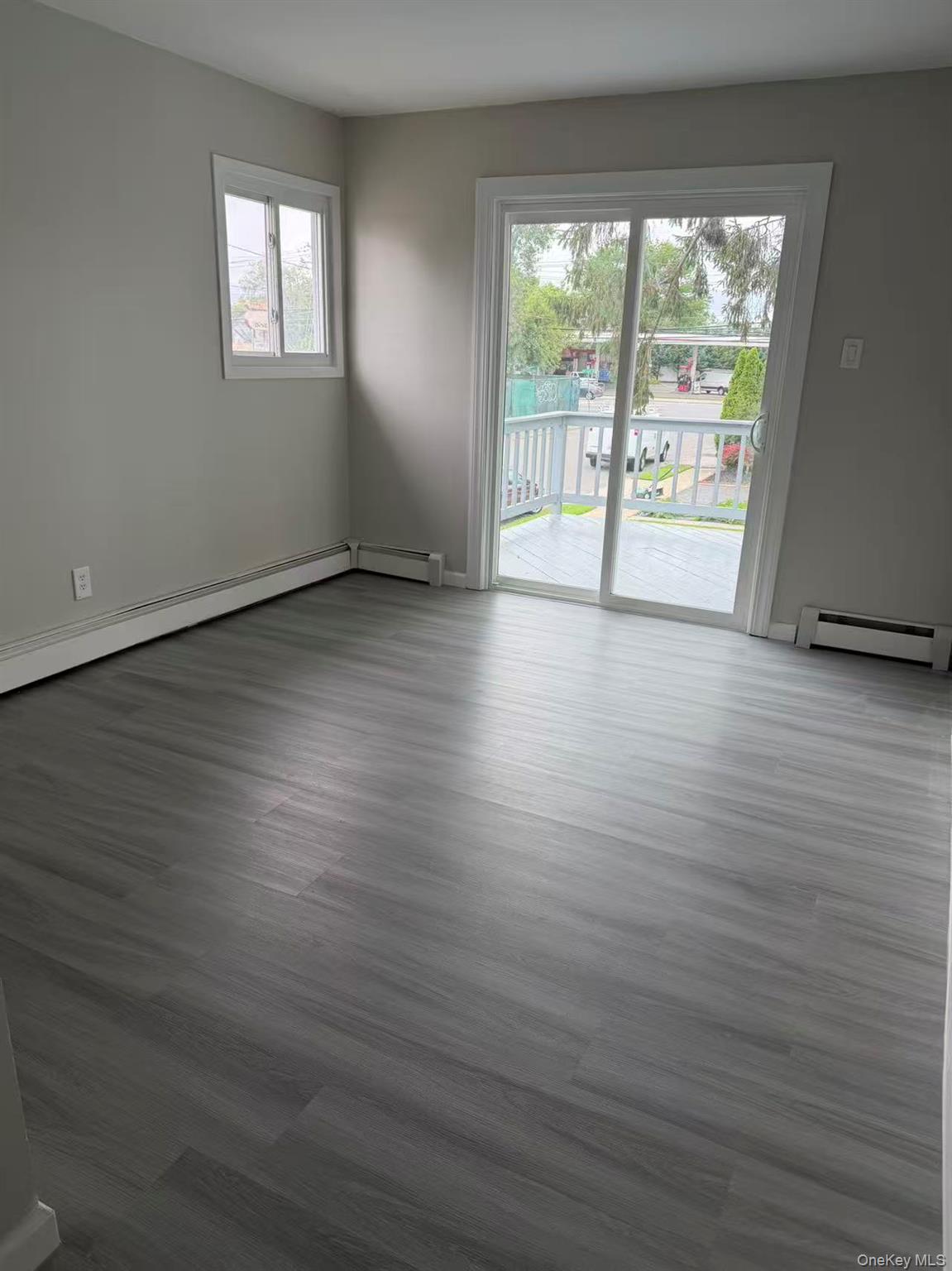858 Oliver Avenue – For Sale photo 22