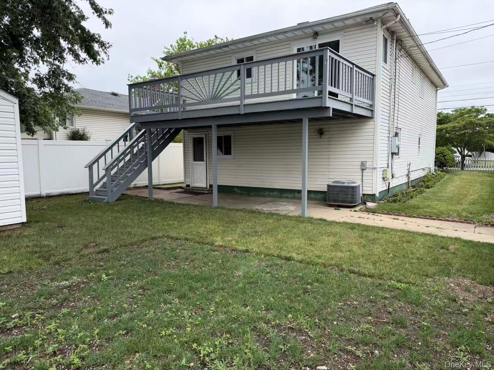 858 Oliver Avenue – For Sale photo 32