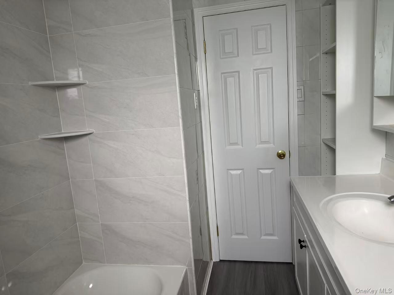 858 Oliver Avenue – For Sale photo 18