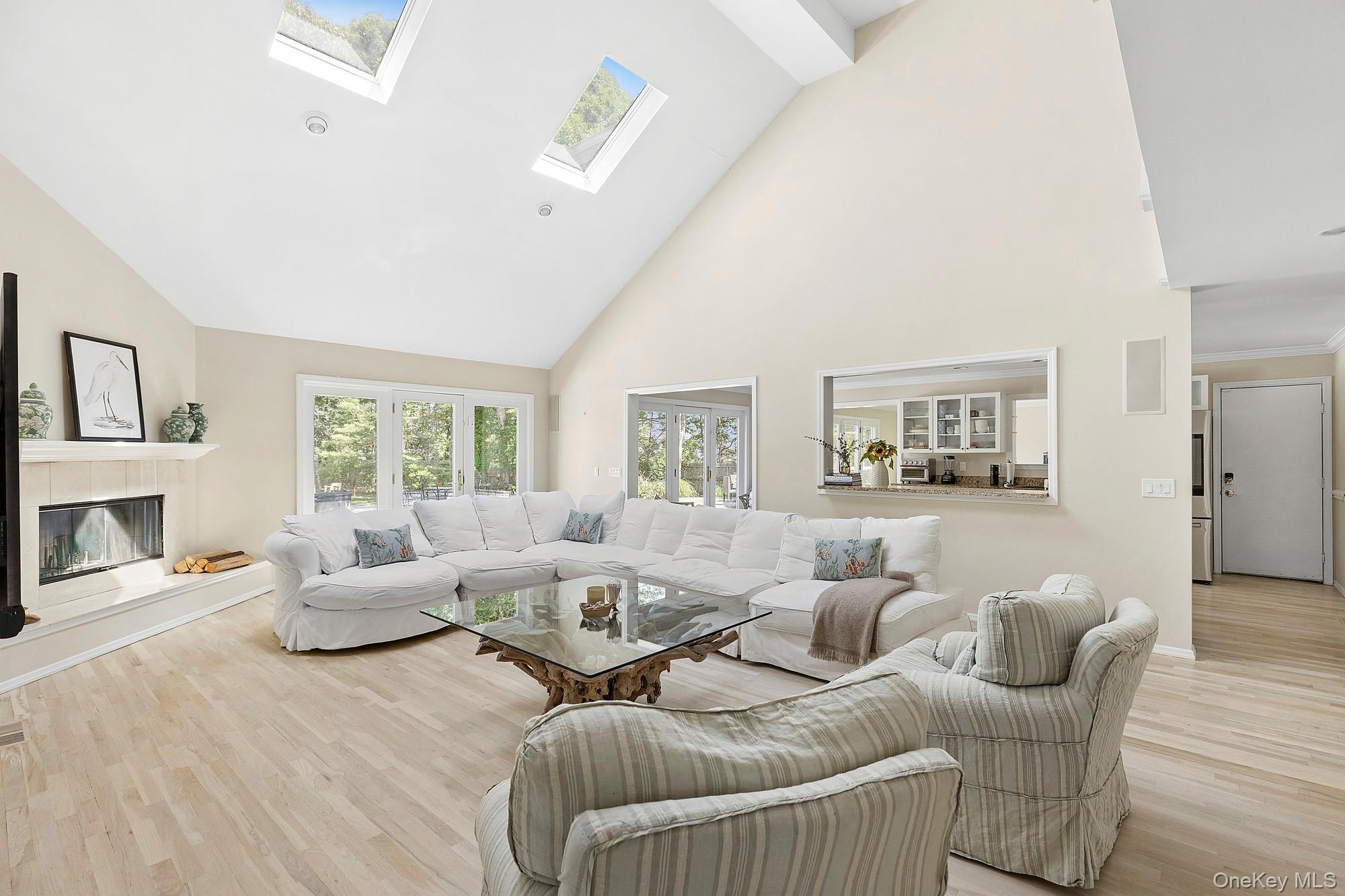 9 Rosebud Lane – For Rent photo 3