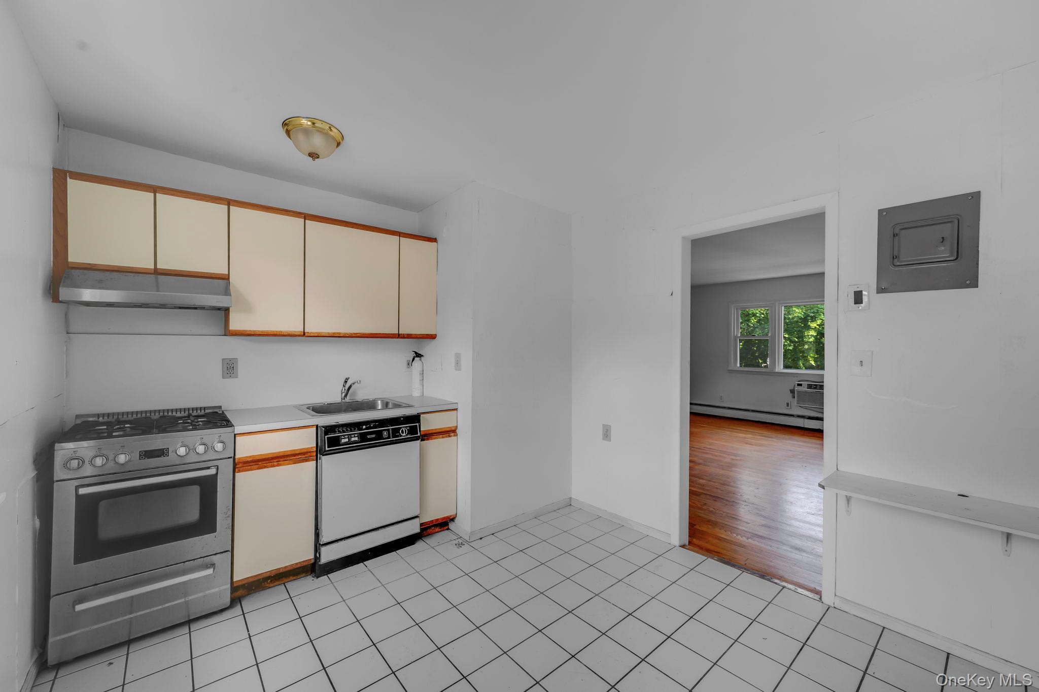 112 Cardinal Lane, Unit 2A photo 10