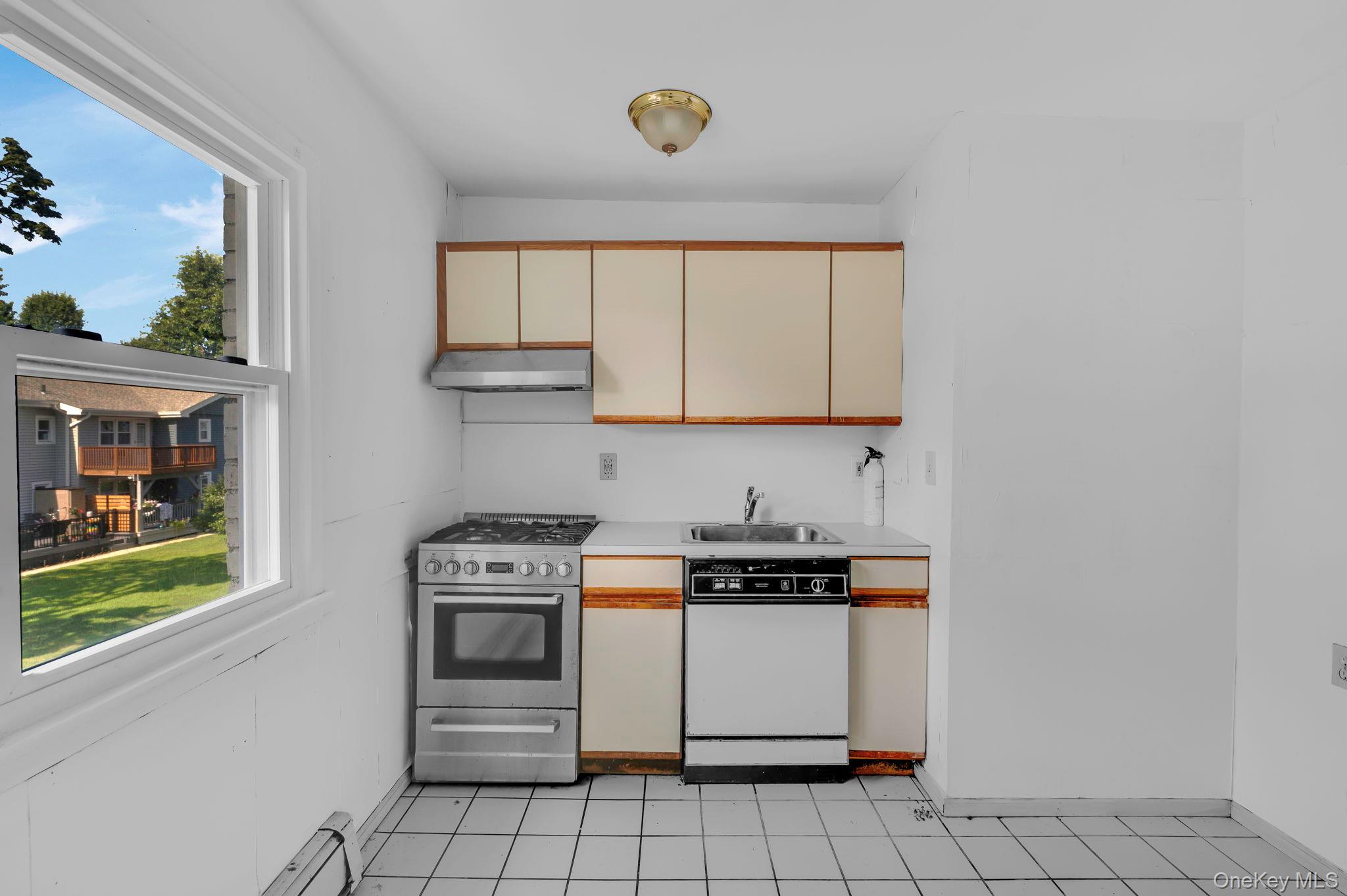 112 Cardinal Lane, Unit 2A photo 11
