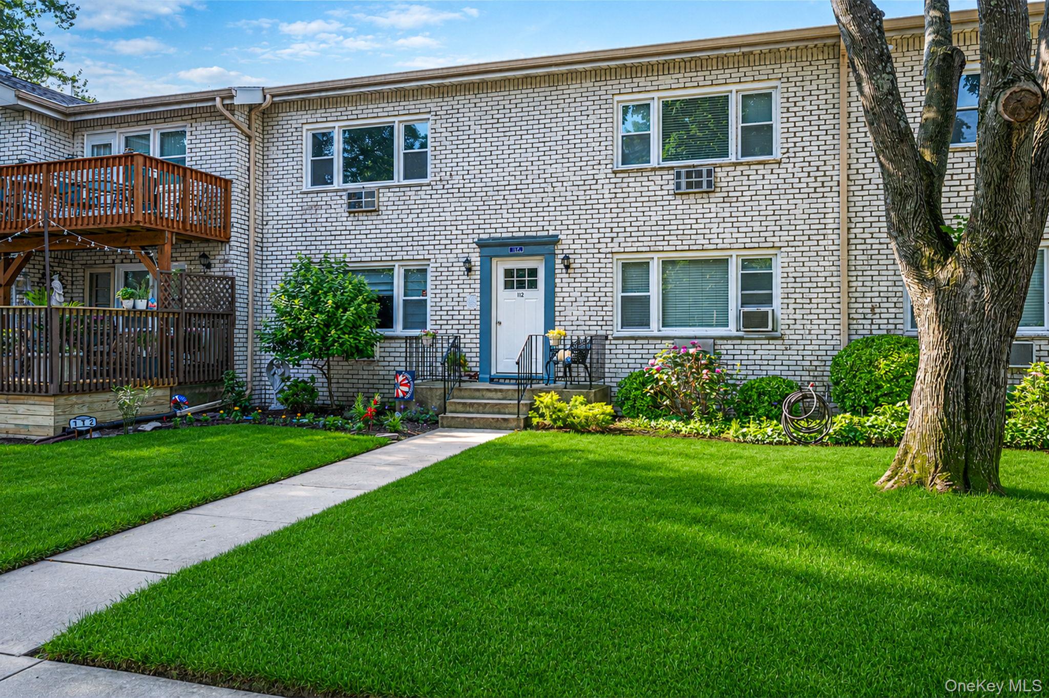 112 Cardinal Lane, Unit 2A photo 4