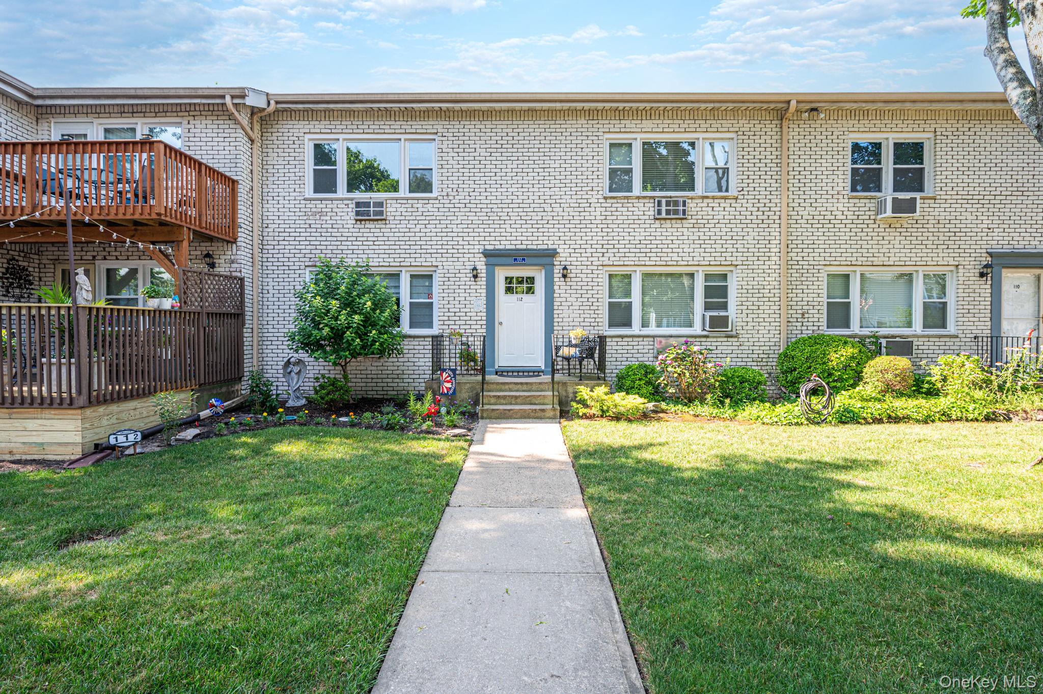 112 Cardinal Lane, Unit 2A photo 3