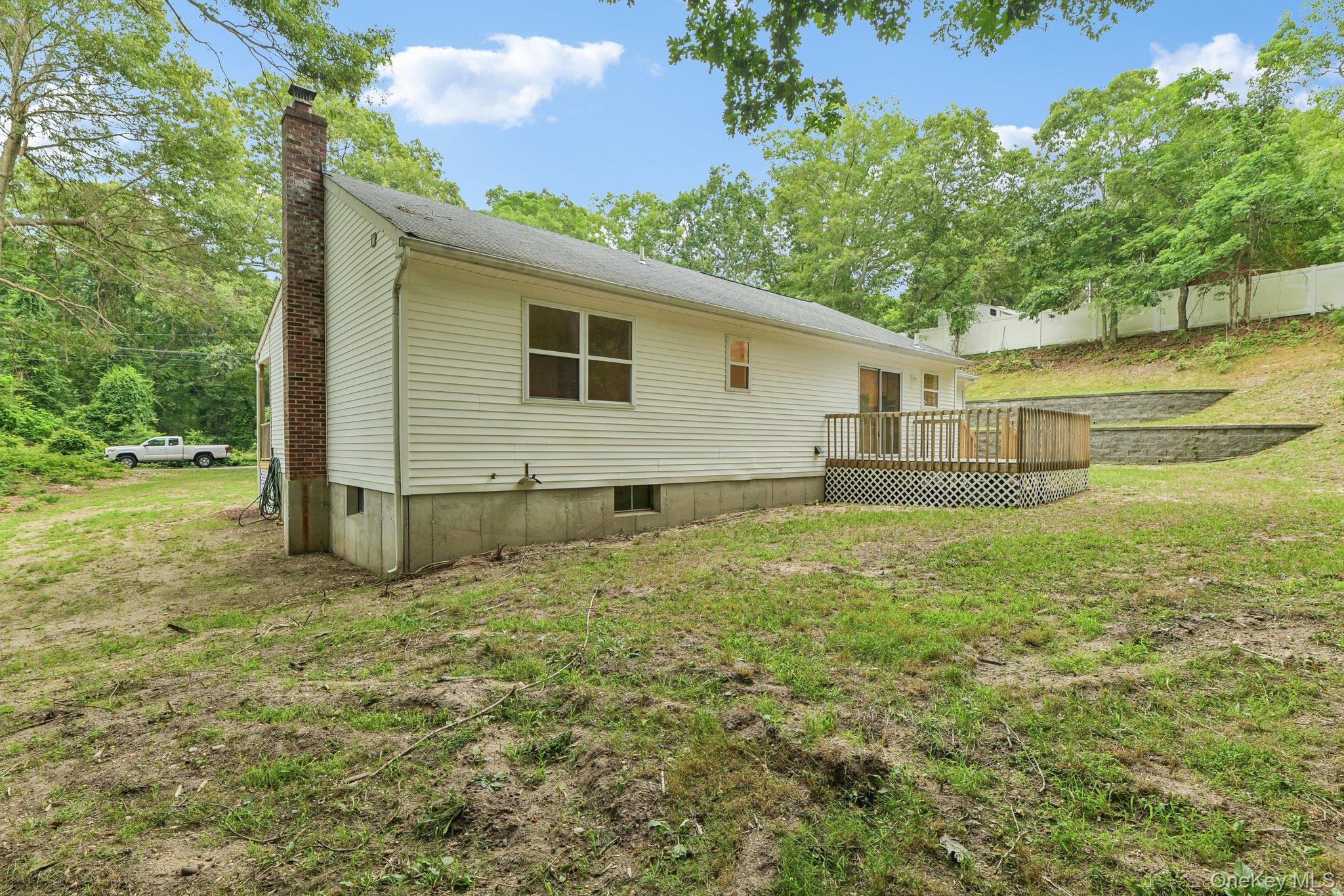 22 Red Maple Road – For Sale photo 31