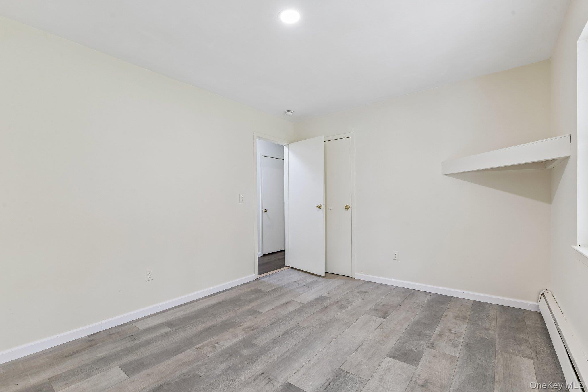 22 Red Maple Road – For Sale photo 18