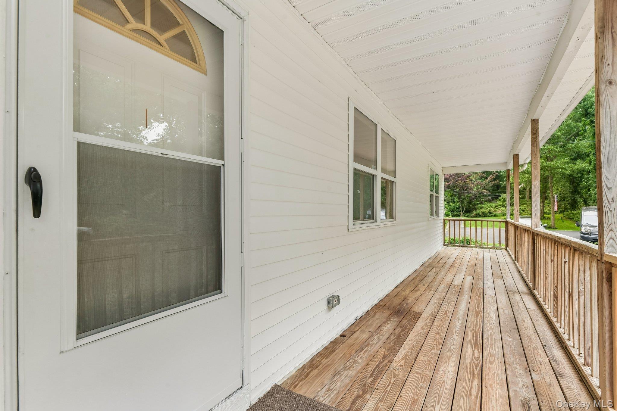 22 Red Maple Road – For Sale photo 5