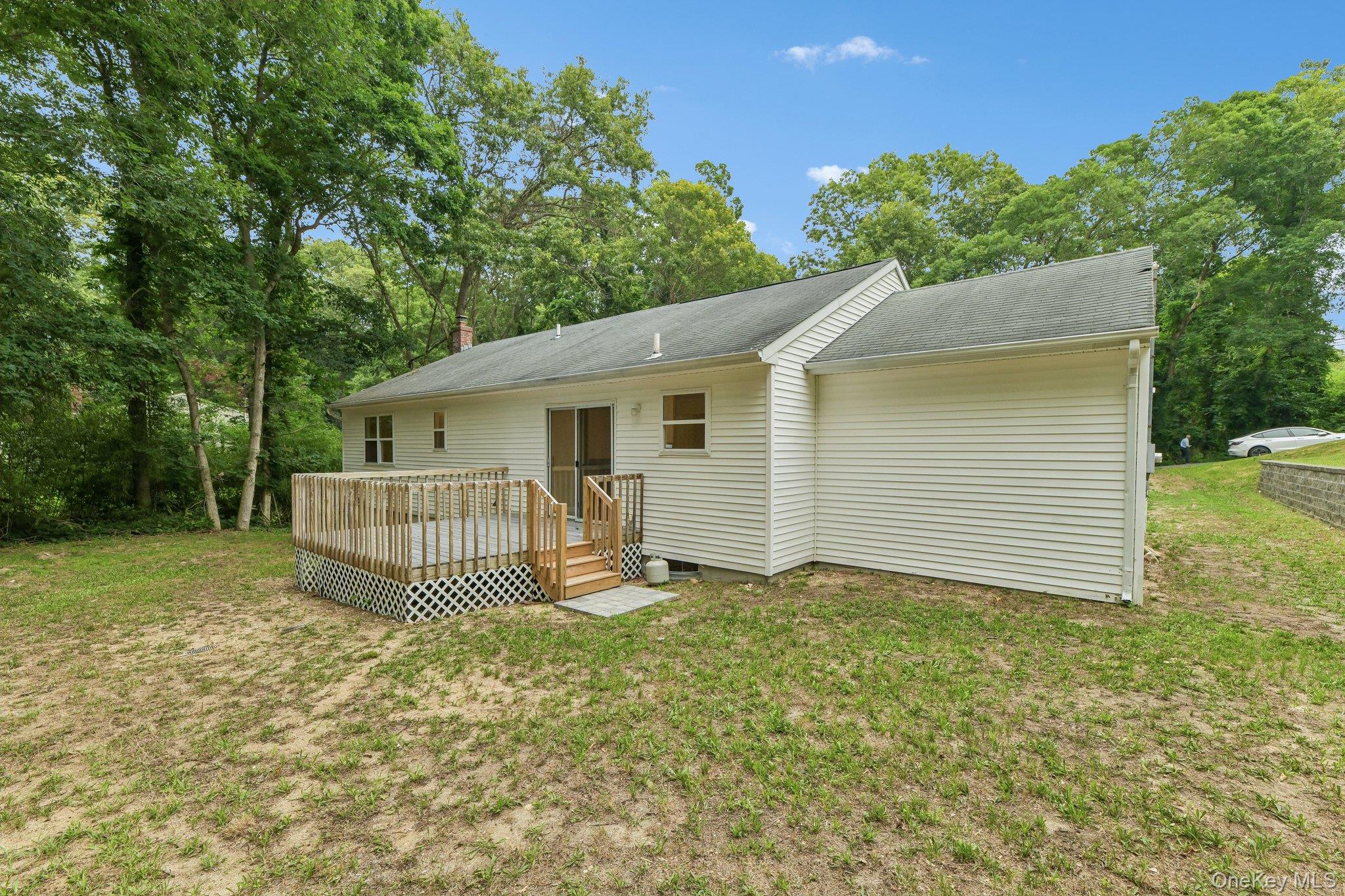 22 Red Maple Road – For Sale photo 30