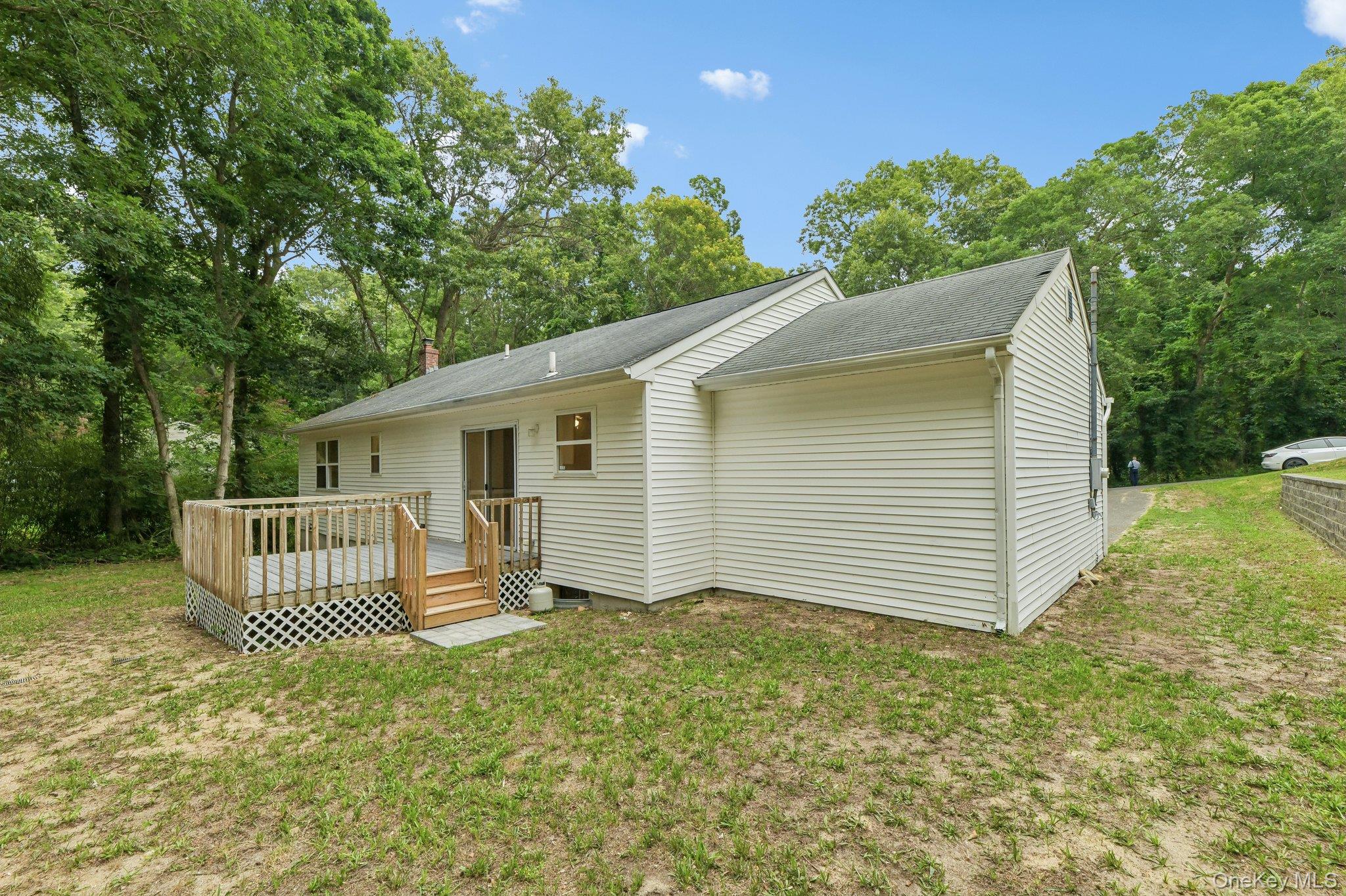 22 Red Maple Road – For Sale photo 29
