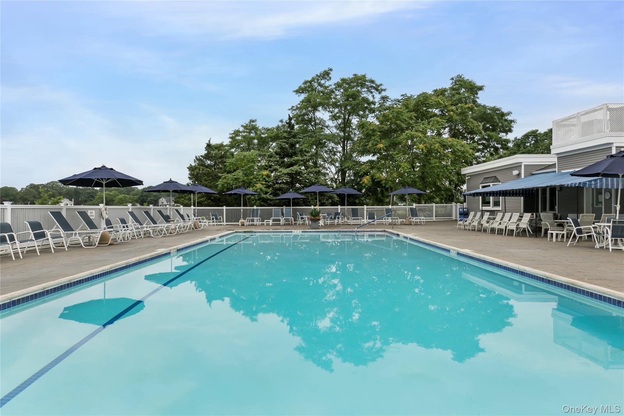 632 Water Way, Unit 32 photo 12