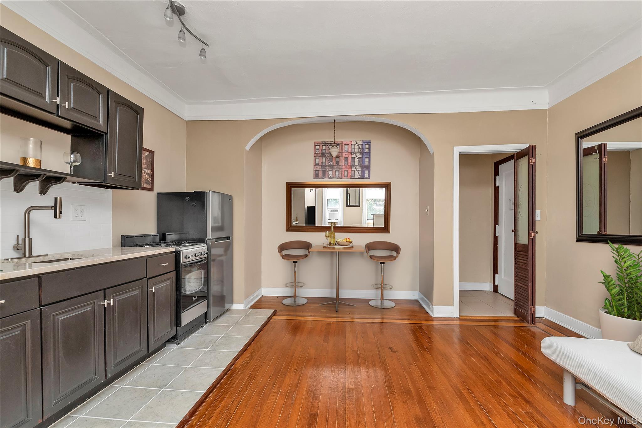 160-15 Powells Cove Boulevard, Unit A1 photo 4