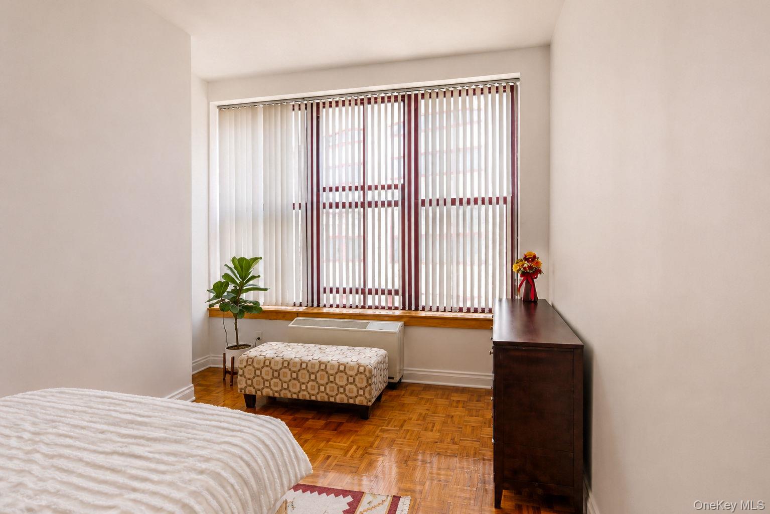 1 Scarsdale Road, Unit 409 photo 13
