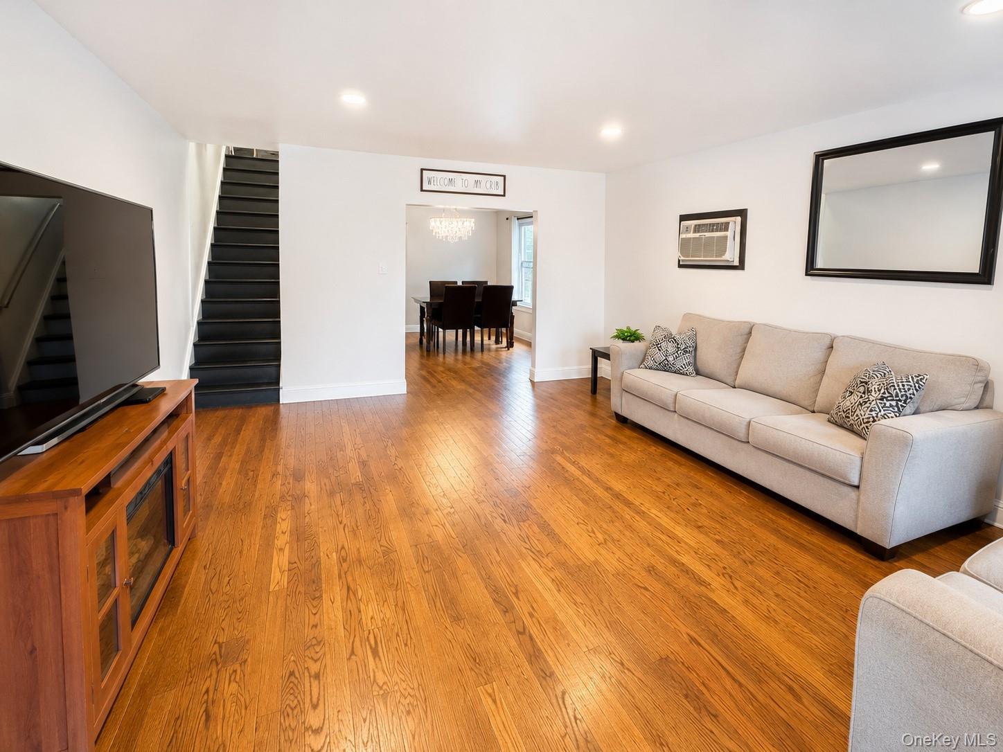 10713 Sutter Avenue – For Sale photo 11