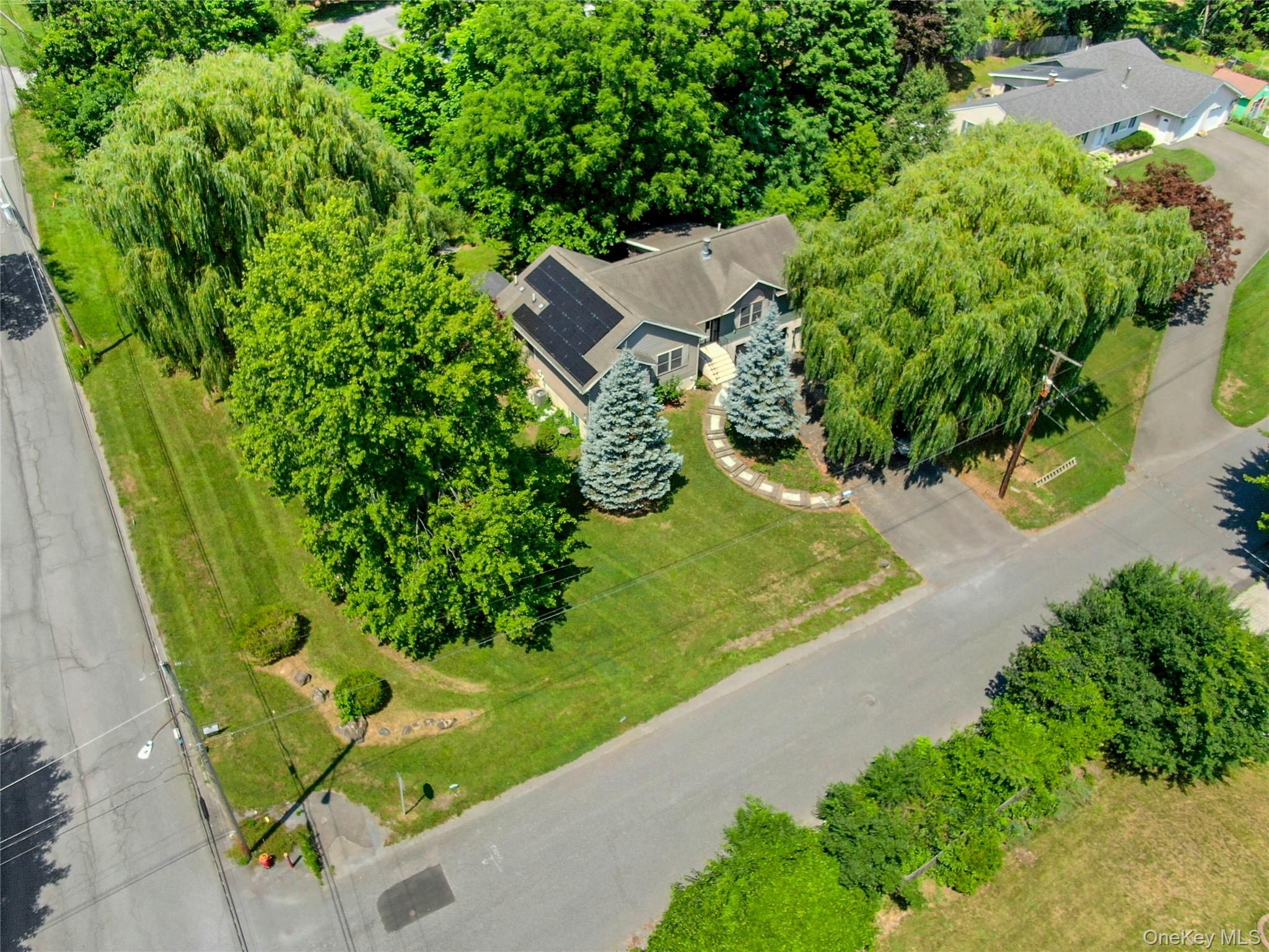 188 Hoyt Street – For Sale