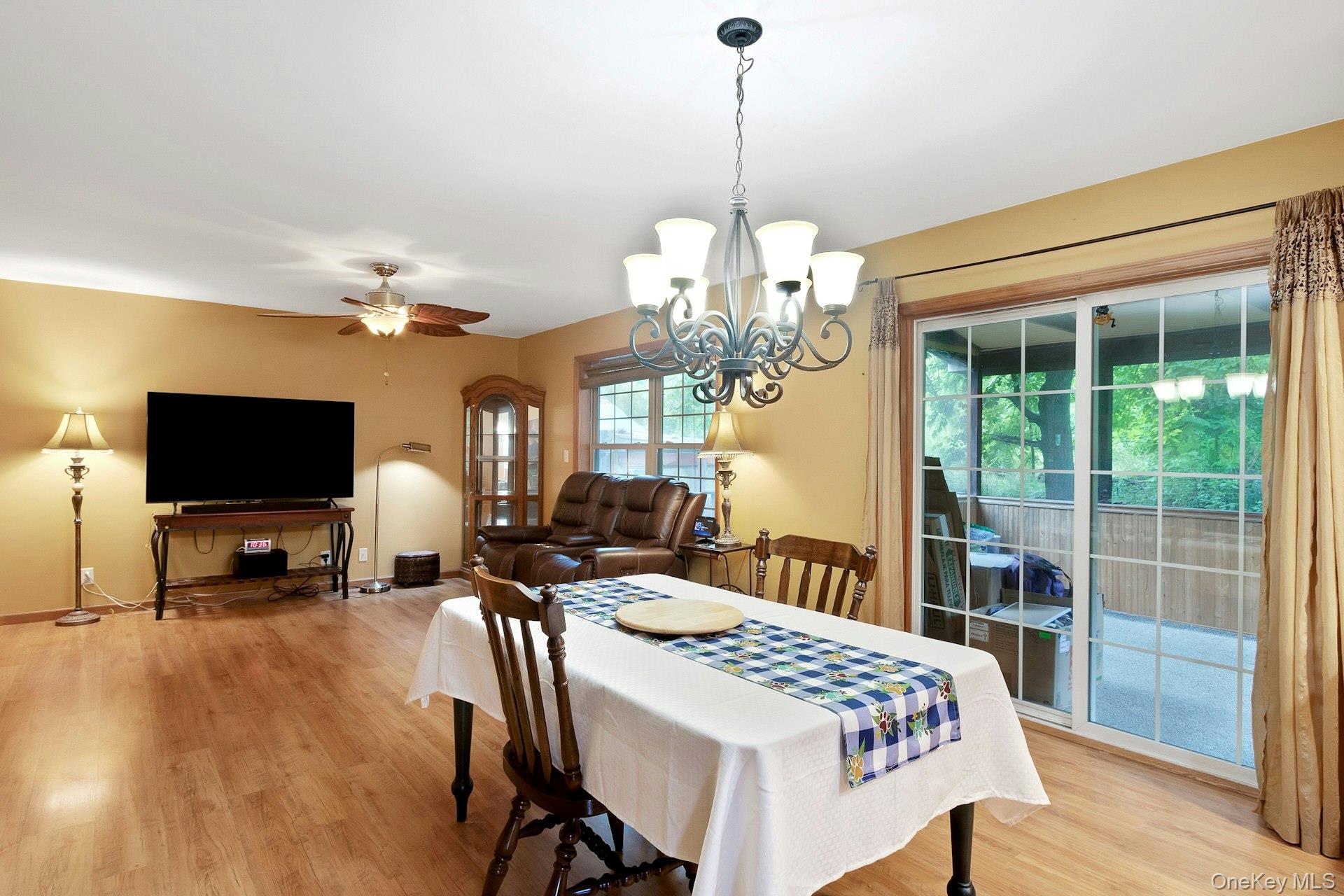 188 Hoyt Street – For Sale photo 30