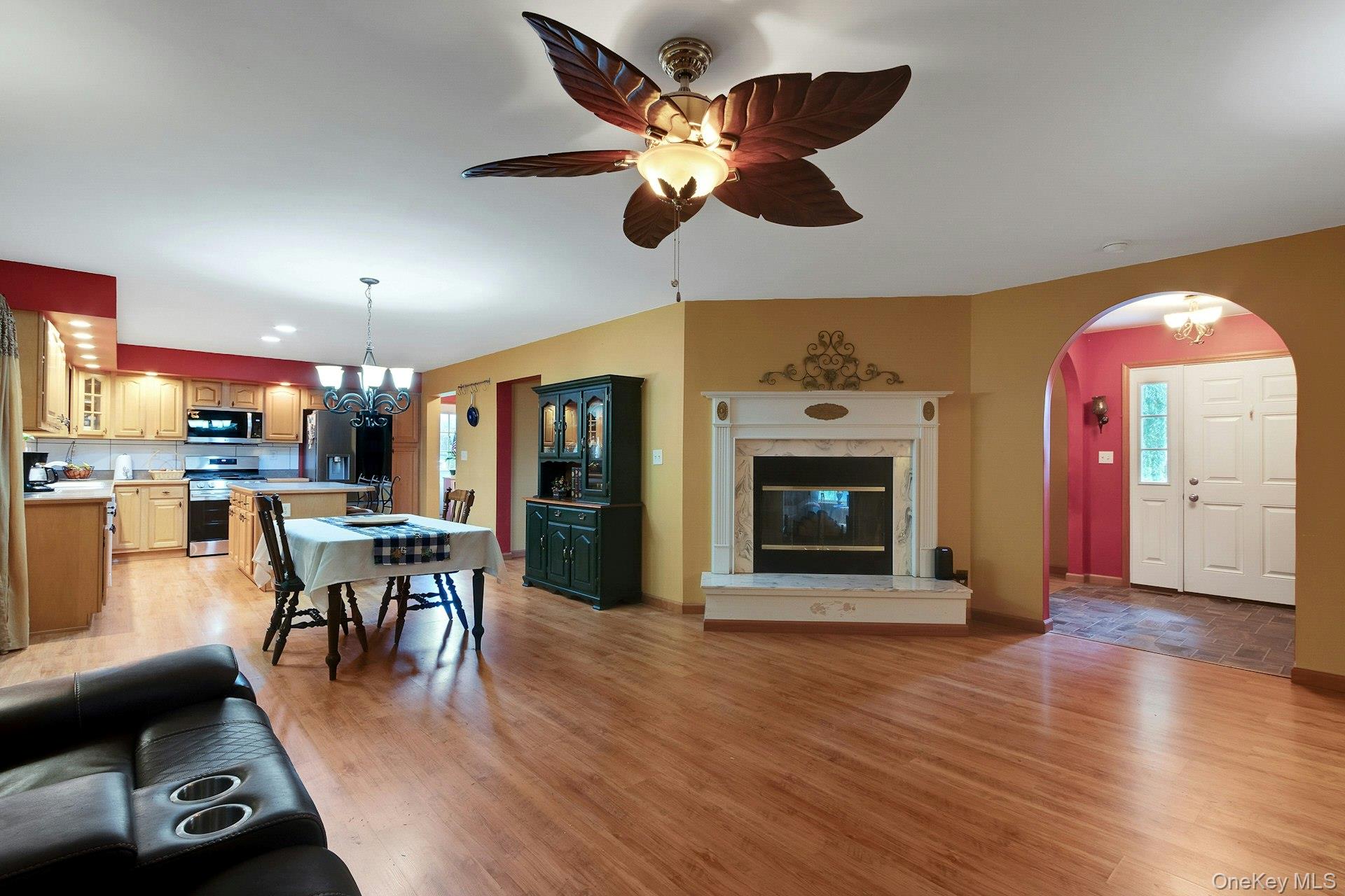 188 Hoyt Street – For Sale photo 22