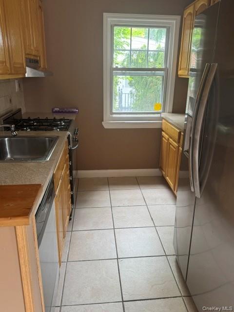 852 Henry Street – For Sale photo 11