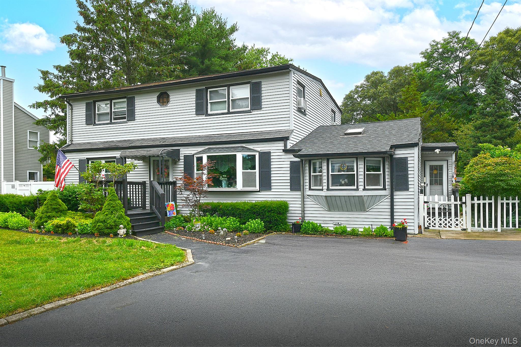 11 Bonnybill Drive – For Sale photo 3