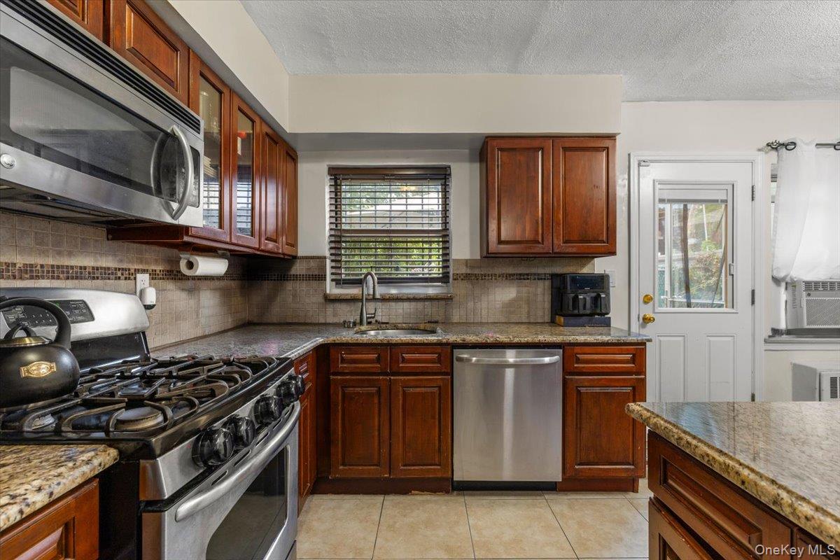 3303 Eastchester Road – For Sale photo 8