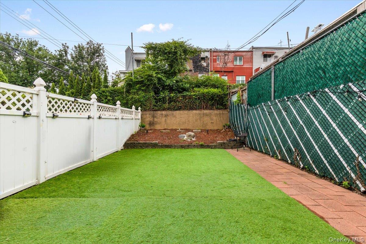 3303 Eastchester Road – For Sale photo 18