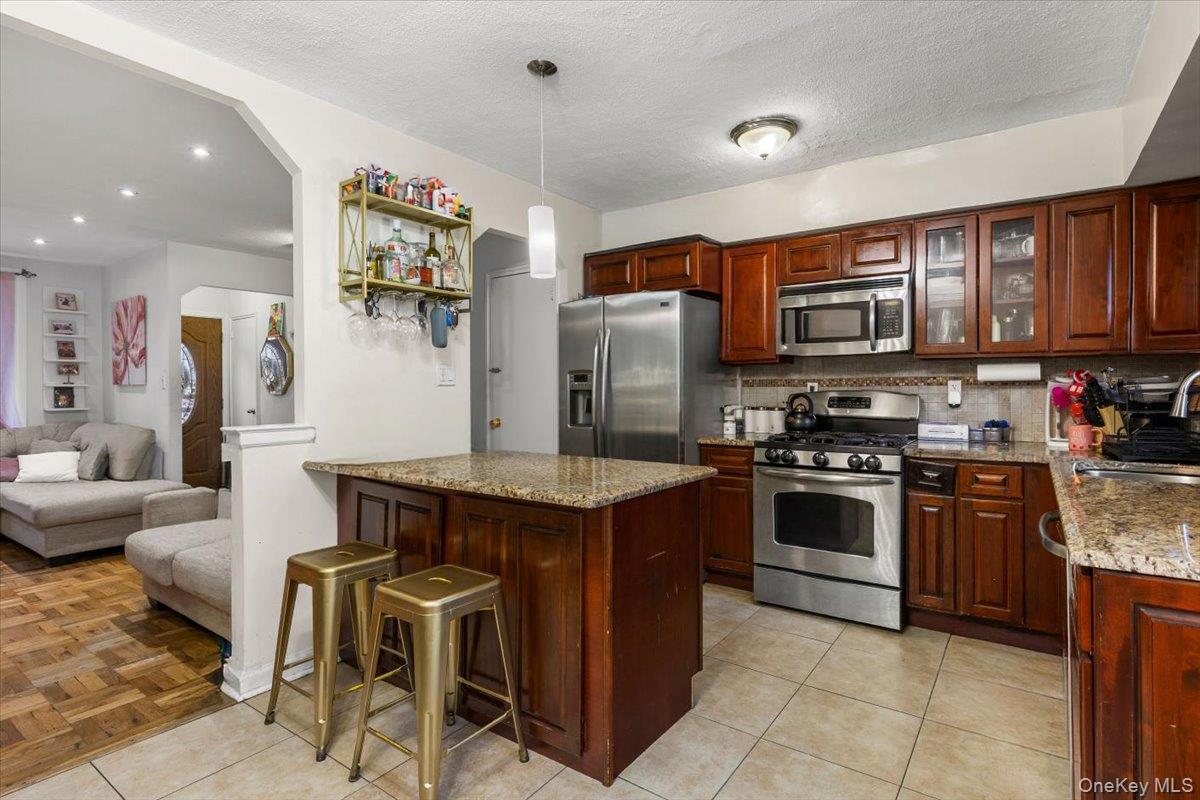 3303 Eastchester Road – For Sale photo 7