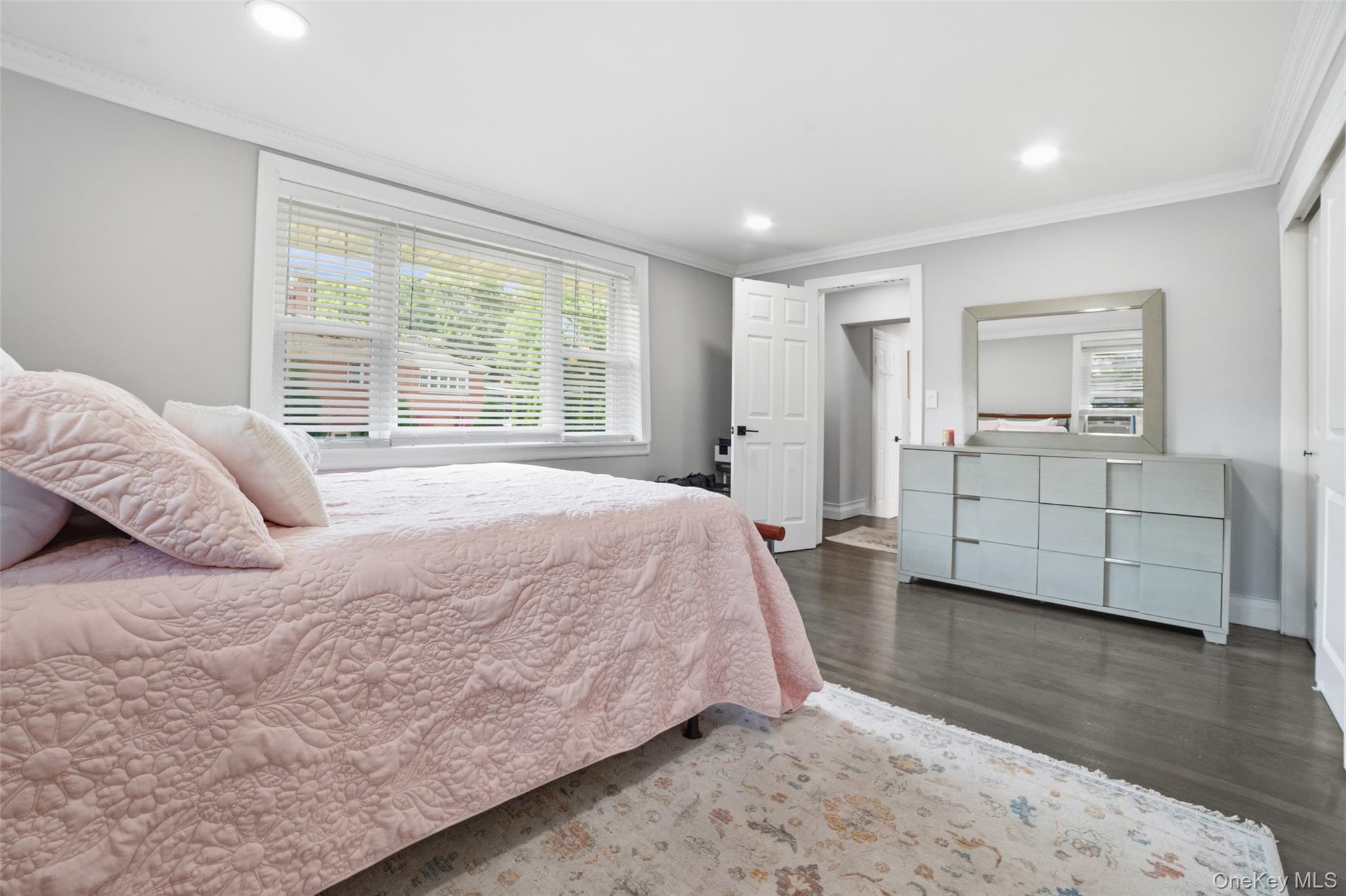 1090 Midland Avenue – For Sale photo 7