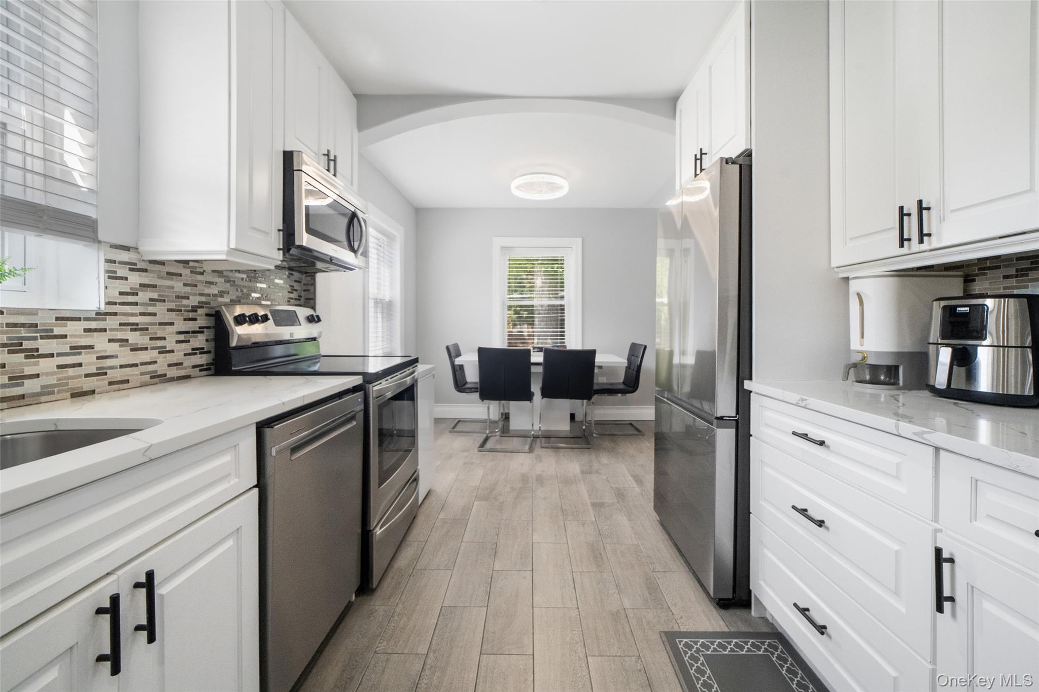 1090 Midland Avenue – For Sale photo 5