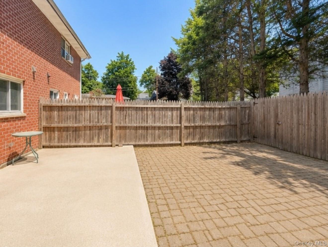 83 Carmine Drive – For Sale photo 17