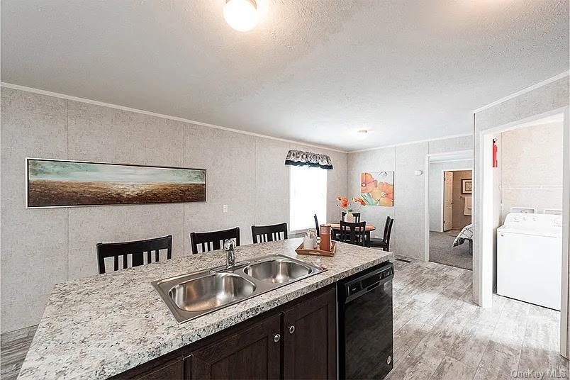 30 Windward Way – For Sale photo 4