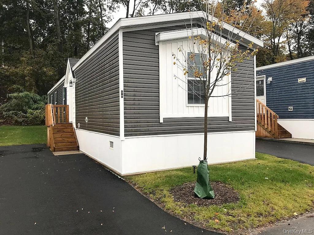 30 Windward Way – For Sale