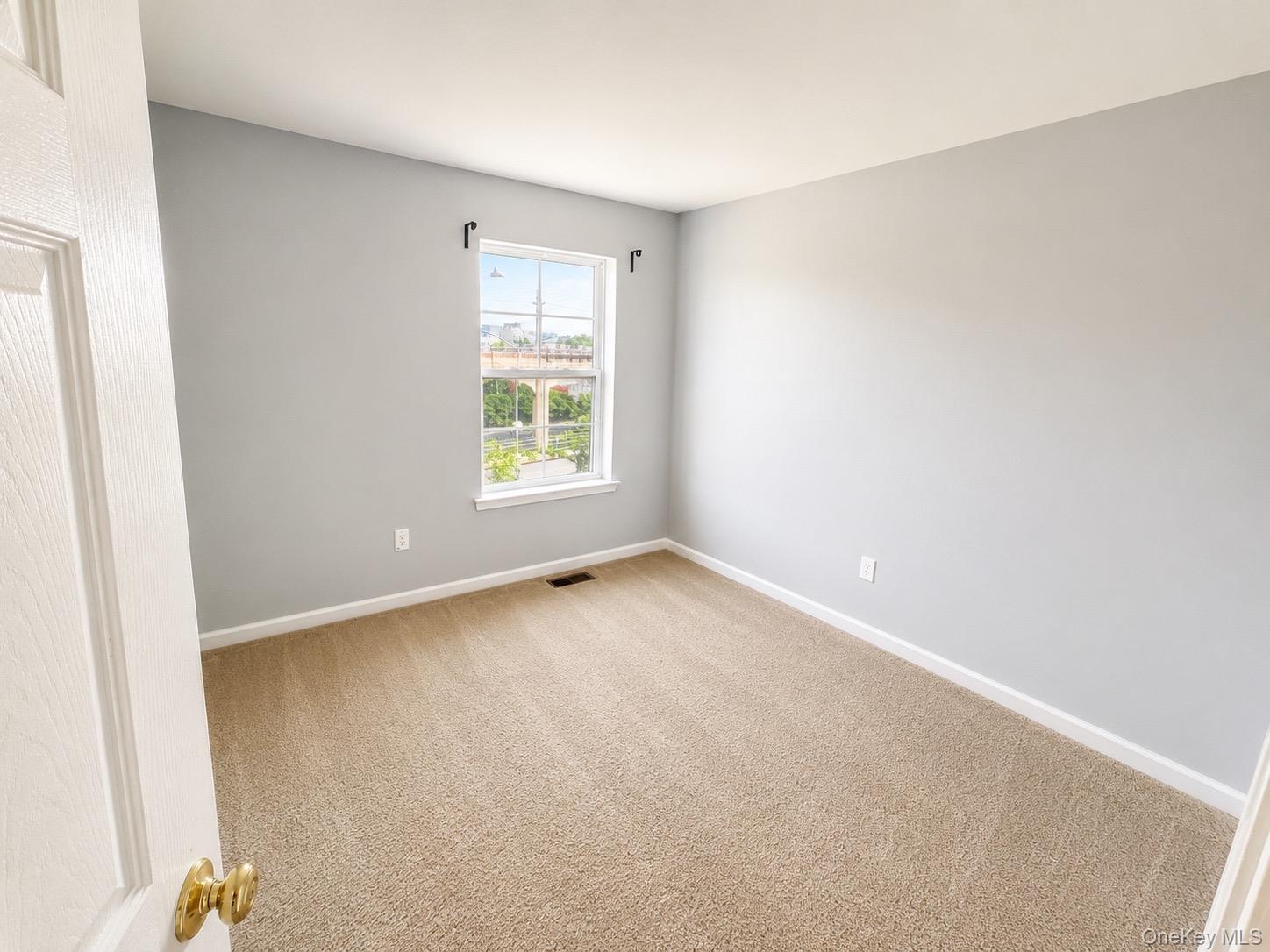 192 White Sands Way – For Rent photo 9