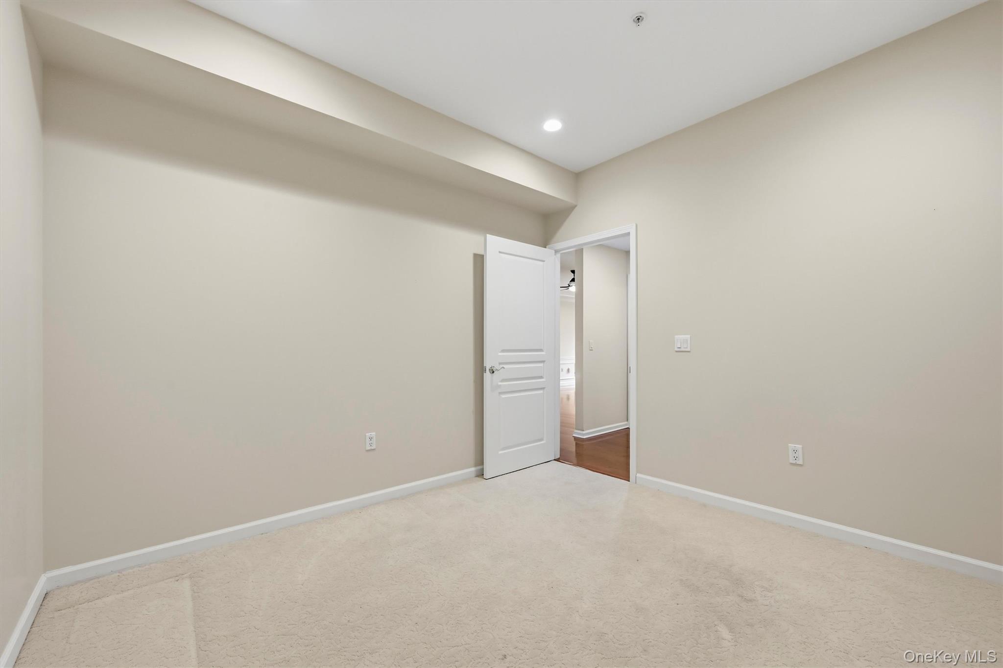 30 N De Baun Avenue, Unit 203 photo 21