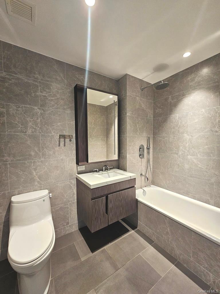 133-36 37th Avenue, Unit 5F photo 7