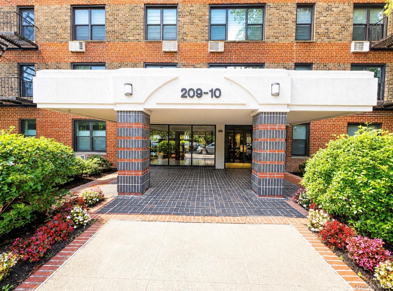 209-10 41st Ave, Unit 3N