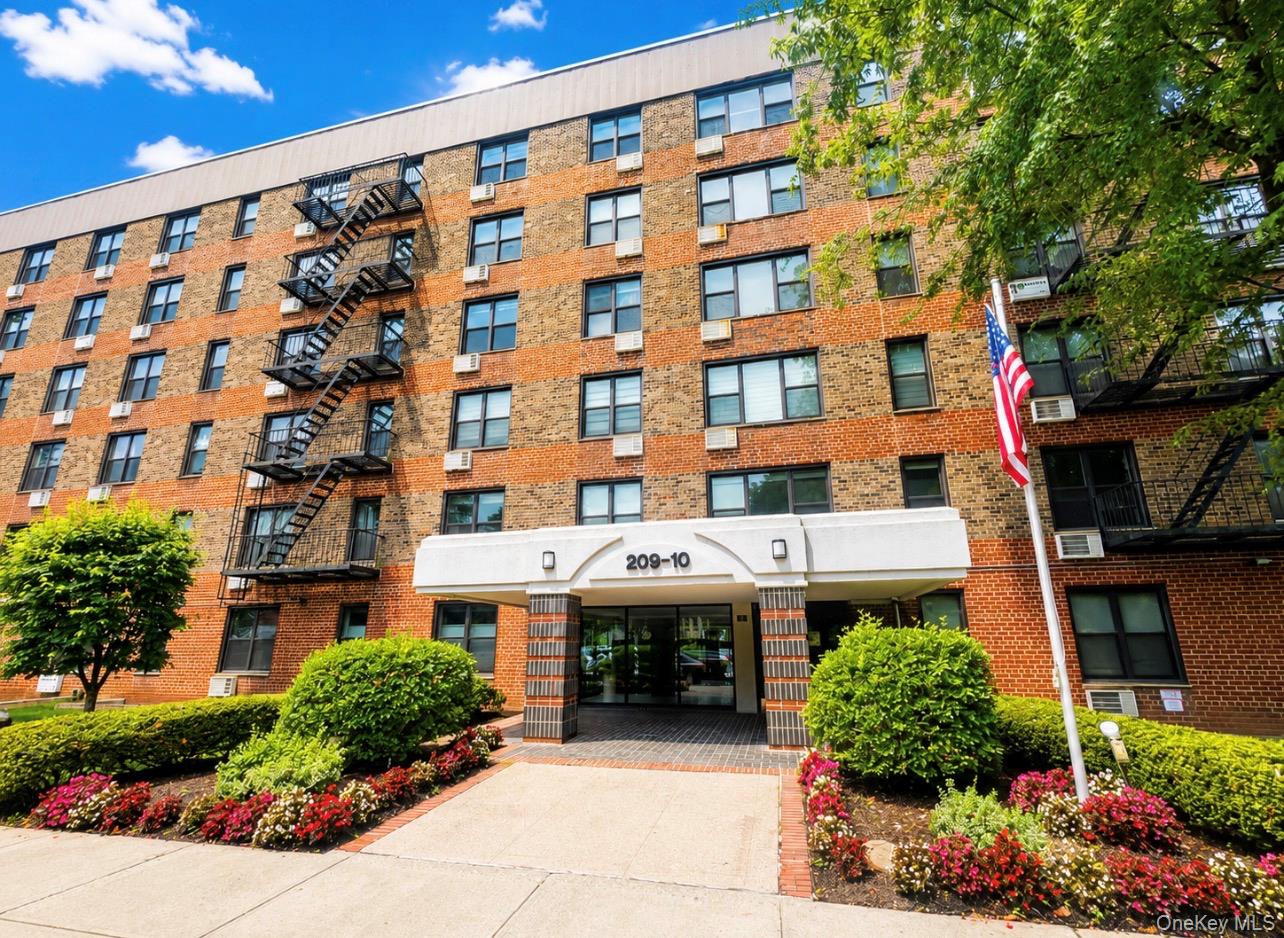 209-10 41st Ave, Unit 3N photo 2
