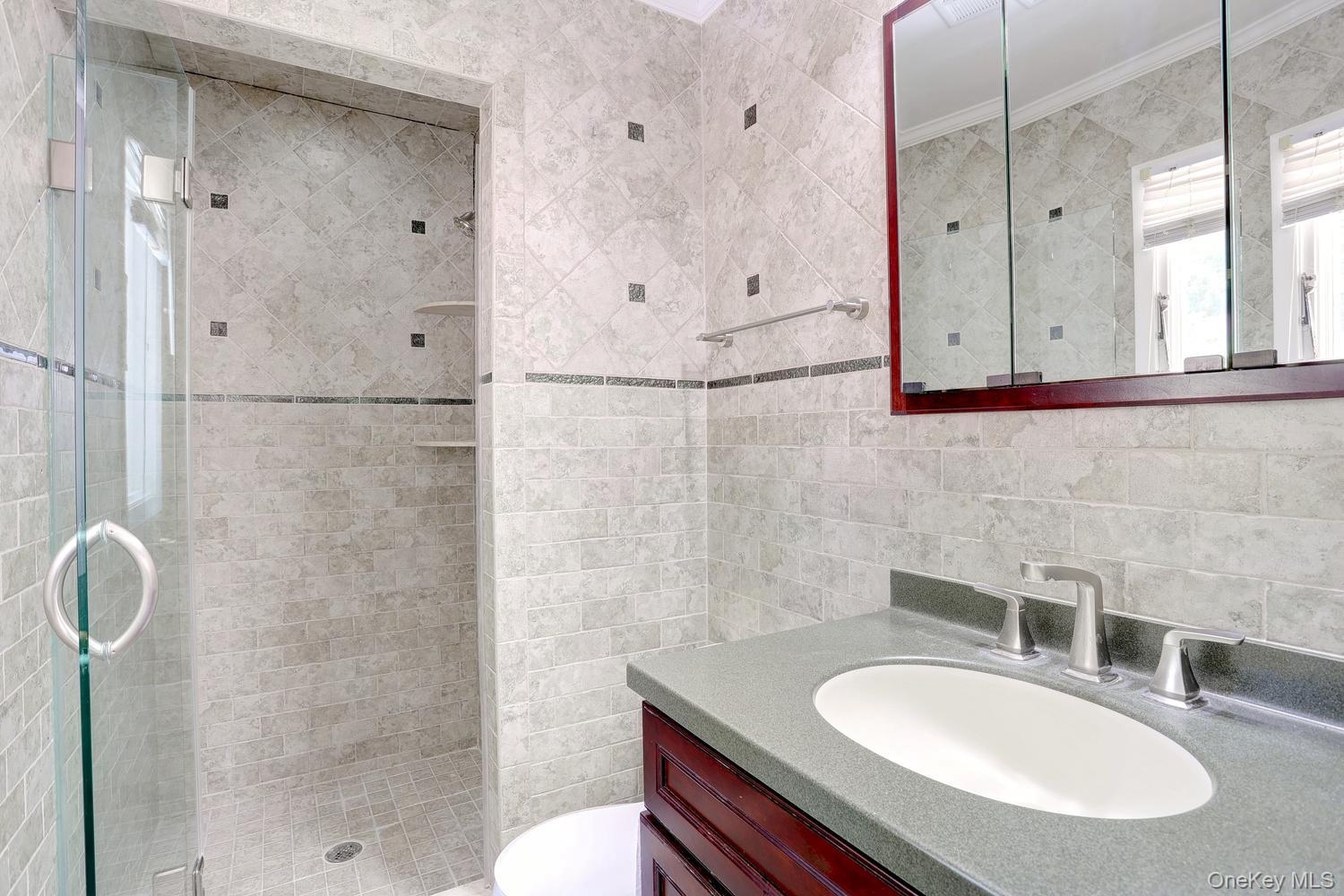 9 Charlotte Drive – For Sale photo 21