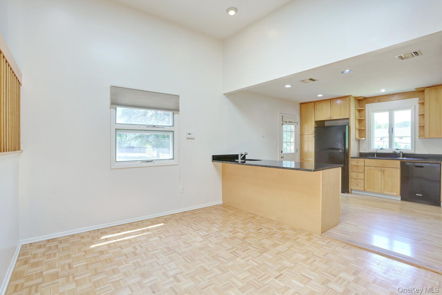 9 Charlotte Drive – For Sale photo 6