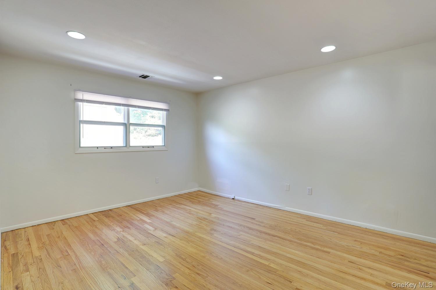 9 Charlotte Drive – For Sale photo 18